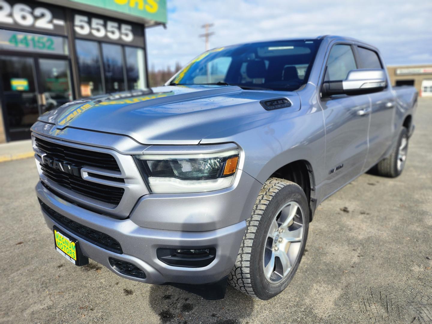 2020 SILVER /Black RAM 1500 REBEL (1C6SRFLT9LN) with an 5.7L engine, Automatic transmission, located at 1960 Industrial Drive, Wasilla, 99654, (907) 274-2277, 61.573475, -149.400146 - Photo#2